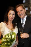 Gouda 7 december 2009
Premiere de gelukkige huisvrouw in het theater van Gouda.
De acteurs zijn Isa Hoes Marc Klein Essink Ruben Lursen Anne Lamsvelt en Marie Louise Stheins. Albert Verlinde met Heleen v Royen
Peter Smulders bv