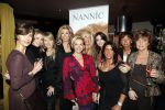 Laren 23 november 2009
Presentatie creme van Nannic. Betty de groot met oa Mariska v Kolck Coco de Meyere Brigitte Nijman Joke deKruif Rossana Lima Kluivert Rachel Hazes Mary Borsato en Netty v d Veer
Peter Smulders bv