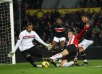 Eindhoven, 12 December 2009
Kompetitiewedstrijd PSV-AZ, eindstand 1-0 Seizoen 2009/2010
Danny Koevermans probeert doelman Sergio Romero te passeren
Foto Junior Smulders