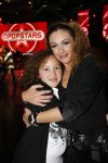 Hilversum 4 december 2009
Opnames live show popstars in studio 22. Dewi Pechler met moeder en dochter Nomi
Peter Smulders bv
