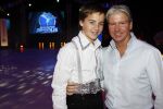 Amsterdam 8 december 2009
Sterren kinderen dansen op het ijs in de rai. Dries Roelvink met zoon Donny
Peter Smulders bv