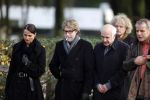 Amsterdam 8 december 2009
Begrafenis Ramses Shaffy op zorgvlied. Ramses vertrok met koets vanaf Carre. Daar waren Liesbeth List met man en dochter en Kitty Courbois. frank Boeijen met vrouw en Frits Spits
Peter Smulders bv