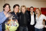 Amsterdam Schiphol 23 november 2009
Presentatie boek Hans Kazan in het Hilton hotel. Oscar Lara Renzo en Steven Kazan met Hans Klok
Peter Smulders bv