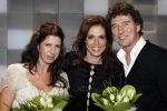 Gouda 7 december 2009
Premiere de gelukkige huisvrouw in het theater van Gouda.
De acteurs zijn Isa Hoes Marc Klein Essink Ruben Lursen Anne Lamsvelt en Marie Louise Stheins.. Heleen v Royen
Peter Smulders bv