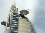Hotel Burj Al Arab Dubai 
het landen van een helicopter