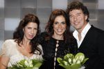 Gouda 7 december 2009
Premiere de gelukkige huisvrouw in het theater van Gouda.
De acteurs zijn Isa Hoes Marc Klein Essink Ruben Lursen Anne Lamsvelt en Marie Louise Stheins.. Heleen v Royen
Peter Smulders bv