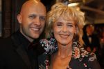 Amsterdam 16 november 2009
Premiere komt een vrouw bij de dochter in Tuschinski.
Jet v d Meij met een vriend
Peter Smulders bv