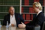 Den Haag 19 november 2009
Karel Hille intervieuwt Geert Wilders op het binnenhof.
Peter Smulders bv