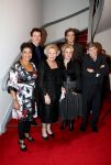 Leiden 13 november 2009
Koningin Beatrix bezoekt de premiere van afscheidsmonologen in de schouwburg van Leiden. met oa Noraly Beyer en Leopold Witte
Peter Smulders bv