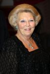 Leiden 13 november 2009
Koningin Beatrix bezoekt de premiere van afscheidsmonologen in de schouwburg van Leiden.
Peter Smulders bv