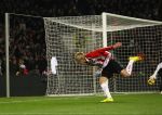 Eindhoven, 12 December 2009
Kompetitiewedstrijd PSV-AZ, eindstand 1-0 Seizoen 2009/2010
Ola Toivonen brengt 4 minuten voor tijd PSV op 1-0
Foto Junior Smulders
