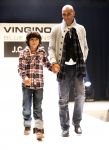 Amsterdam 9 november 2009
modeshow JC Rags en Vingino op  de beurs van Life after Football. Orlando Trustfull met zoon
Peter Smulders bv