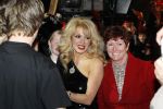 Hilversum 4 december 2009
Opnames live show popstars in studio 22. Patricia Paay met Buddha to Buddha armband.
Peter Smulders bv