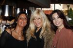 Laren 23 november 2009
Presentatie creme van Nannic. Rossana Lima Kluivert en Rachel Hazes en Mary Borsato
Peter Smulders bv