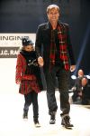 Amsterdam 9 november 2009
modeshow JC Rags en Vingino op  de beurs van Life after Football. Richard Witschge met dochter
Peter Smulders bv