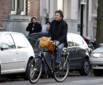 Amsterdam 1 december 2009
Robert ten Brink op de fiets.
Peter Smulders bv