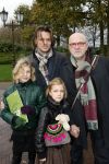 Kaatsheuvel 29 november 2009
Presentatie CD Sound of music in het efteling theater. Serge Henri Valcke met een kennis en zijn kinderen
Peter Smulders bv