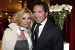 Amsterdam 1 december 2009
Opening Tiffany's winkel in de pc hooftstraat. Ronnie Rosenbaum en tatjana
Peter Smulders bv
