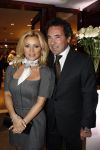 Amsterdam 1 december 2009
Opening Tiffany's winkel in de pc hooftstraat. Ronnie Rosenbaum en tatjana
Peter Smulders bv