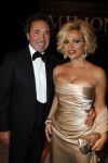 Amsterdam 10 december 2009
VIP avond van de miljonair fair in de RAI. Tatjana met Ronnie Rosenbaum
Peter Smulders bv