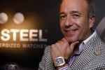 Amsterdam 18 november 2009
Esquire best geklede man van Nederland verkiezing. Tim Coronel met TW Steel horloge
Peter Smulders bv