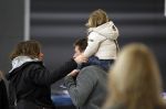 Schiphol 25 november 2010
Amanda Krabbe vertrekt voor 3 maanden naar Australie om daar aktie te gaan voeren tegen walvisvangst. martijn Bickel Achilles en de ouders van Amanda brengen haar weg.
Peter Smulders bv