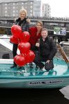 Amsterdam 18 november 2010
Doop rondvaartboot van jan Keizer en Annie Schilders bij Lovers.
Peter Smulders bv