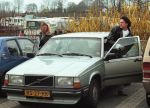 Tiel, 27 Maart 1998
Babette v Veen met haar nieuwe vriend Bas Westerweel, samen boodschappen aan het het doen bij de AH
Foto Peter smulders BV