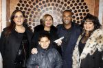 Amsterdam 6 december 2010
Optreden Los Angeles the voices met oa Gordon in carre. Donna Lynton met familie Ritchie
Peter Smulders bv