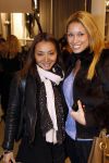 Amsterdam 22 november 2010
Opening Hennes en Mauritz H&M flagship store in Amsterdam. Gladys Celosse met een vriendin
Peter Smulders bv