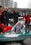 Amsterdam 18 november 2010
Doop rondvaartboot van jan Keizer en Annie Schilders bij Lovers.
Peter Smulders bv