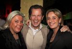 Utrecht, 7 December 2010
Kerstborrel van Princess
Jan Willem Bruggenwirth met Petra Ouborg en Els Ouborg
Foto Peter Smulders BV