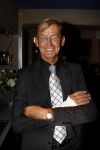 Amsterdam 30 november 2010
Feestje in italiaans restaurant. Jan v d Bosch met hand in verband
Peter Smulders bv