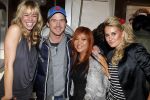 Amsterdam 22 november 2010
Feestje ivm 10 jarig bestaan kapsalon. Nicolette Kluijver Johnnny de Mol Peggy Vrijens en Kim Pieters
Peter Smulders bv