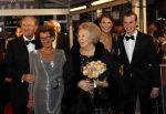 Amsterdam 28 november 2010
Opening Nieuwe de la Mar theater en premiere Le cage aux folles. Joop en Janine v d Ende met hun kinderen Vincent en Iris
Peter Smulders bv