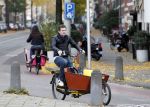 Amsterdam 22 november 2010
Kluun op zijn bakfiets
Peter Smulders bv