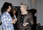 Amsterdam 28 november 2010
Opening nieuwe de la Mar theater en premiere van le cage aux falles. Joop en Janine v d Ende met Koningin Beatrix en Pieter v Vollenhoven. Koningin met Linda v Dijck
Peter Smulders bv