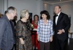 Amsterdam 28 november 2010
Opening nieuwe de la Mar theater en premiere van le cage aux falles. Joop en Janine v d Ende met Koningin Beatrix en Pieter v Vollenhoven. Koningin met Linda v Dijck
Peter Smulders bv