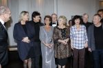 Amsterdam 28 november 2010
Opening nieuwe de la Mar theater en premiere van le cage aux falles. Joop en Janine v d Ende met Koningin Beatrix en Pieter v Vollenhoven. Koningin met Linda v Dijck en Marc Klein Essink
Peter Smulders bv