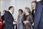 Amsterdam 28 november 2010
Opening nieuwe de la Mar theater en premiere van le cage aux falles. Joop en Janine v d Ende met Koningin Beatrix en Pieter v Vollenhoven. Beatrix met Jon v Eerd
Peter Smulders bv
