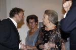 Amsterdam 28 november 2010
Opening nieuwe de la Mar theater en premiere van le cage aux falles. Joop en Janine v d Ende met Koningin Beatrix en Pieter v Vollenhoven. Beatrix met Jon v Eerd
Peter Smulders bv