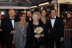 Amsterdam 28 november 2010
Opening Nieuwe de la Mar theater en premiere Le cage aux folles. Joop en Janine v d Ende met hun kinderen Vincent en Iris
Peter Smulders bv