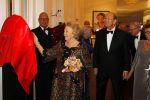Amsterdam 28 november 2010
Opening Nieuwe de la Mar theater en premiere Le cage aux folles. Joop en Janine v d Ende met hun kinderen Vincent en Iris
Peter Smulders bv
