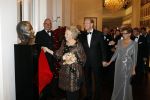 Amsterdam 28 november 2010
Opening Nieuwe de la Mar theater en premiere Le cage aux folles. Joop en Janine v d Ende met hun kinderen Vincent en Iris
Peter Smulders bv