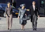 Brussel 20 november 2010
Trouwen Prins Carlos en Annemarie v Weezel in Brussel. Maxima Met Koningin Beatrix en Prins Willem Alexander
Peter Smulders bv