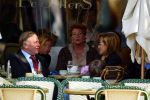 Amsterdam 22 september 2002
Harry Mens met vriendin Mouna Boukhrouf en moeder van zijn twee dochters op het terras