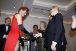 Amsterdam 28 november 2010
Opening nieuwe de la Mar theater en premiere van le cage aux falles. Joop en Janine v d Ende met Koningin Beatrix en Pieter v Vollenhoven
Peter Smulders bv