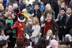 Scheveningen 13 november 2010
Prinses Maxima Prins WillemAlexander en Amalia Ariane en Alexia bij intocht sinterklaas.
Peter Smulders bv