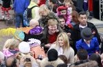 Scheveningen 13 november 2010
Prinses Maxima Prins WillemAlexander en Amalia Ariane en Alexia bij intocht sinterklaas.
Peter Smulders bv