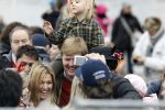 Scheveningen 13 november 2010
Prinses Maxima Prins WillemAlexander en Amalia Ariane en Alexia bij intocht sinterklaas.
Peter Smulders bv